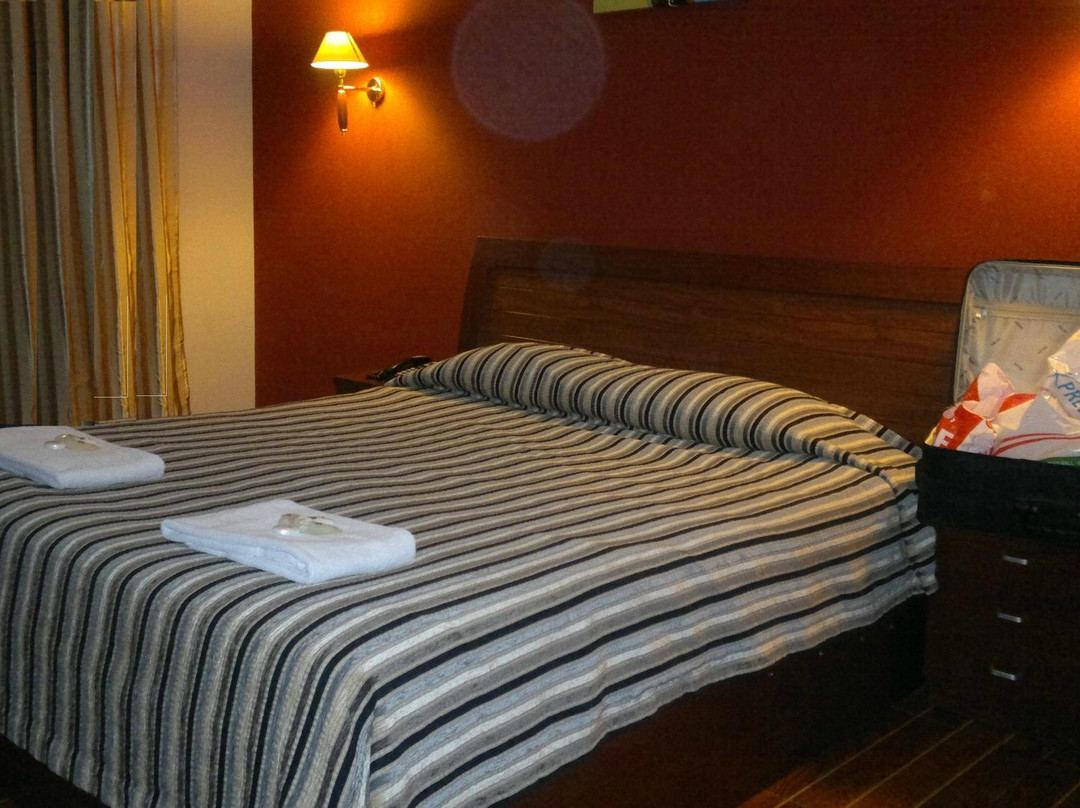 OYO 119 Jasmine Hotel Apartments