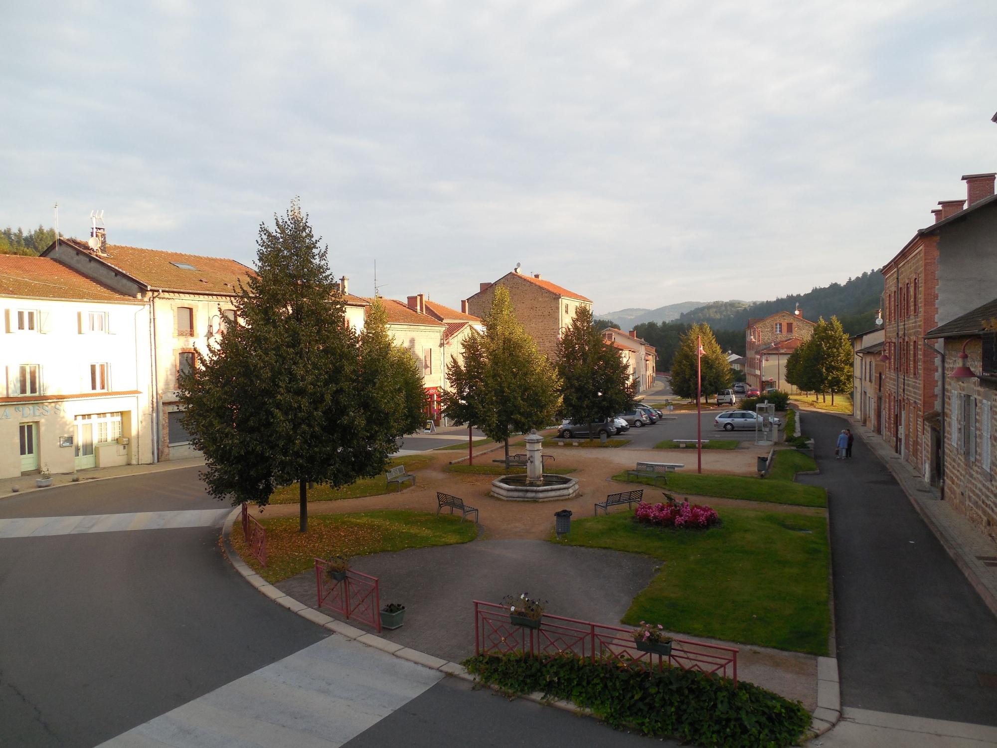 Logis Hôtel les Sires de Semur-酒店景观