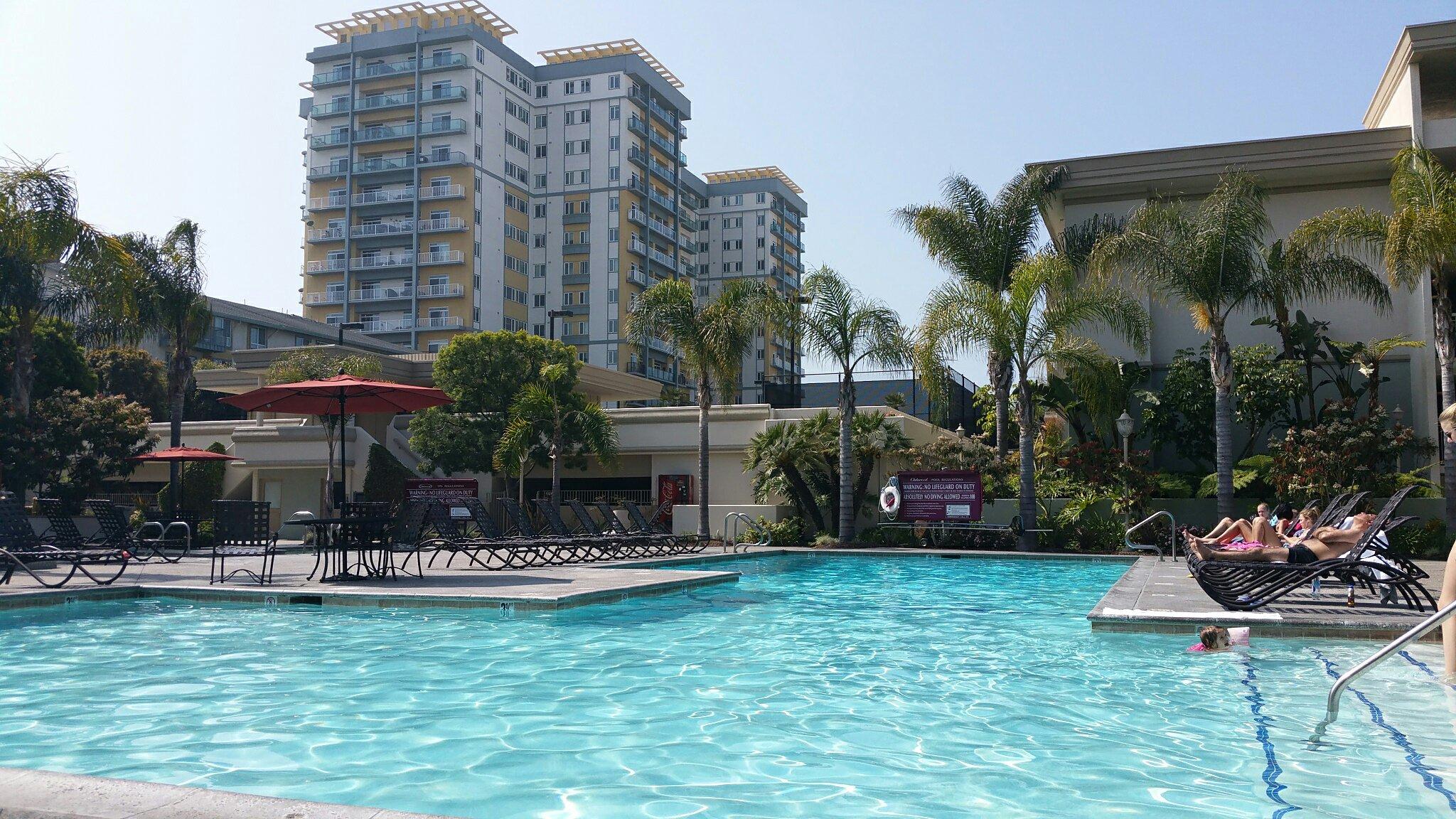 Marina Pointe-官方