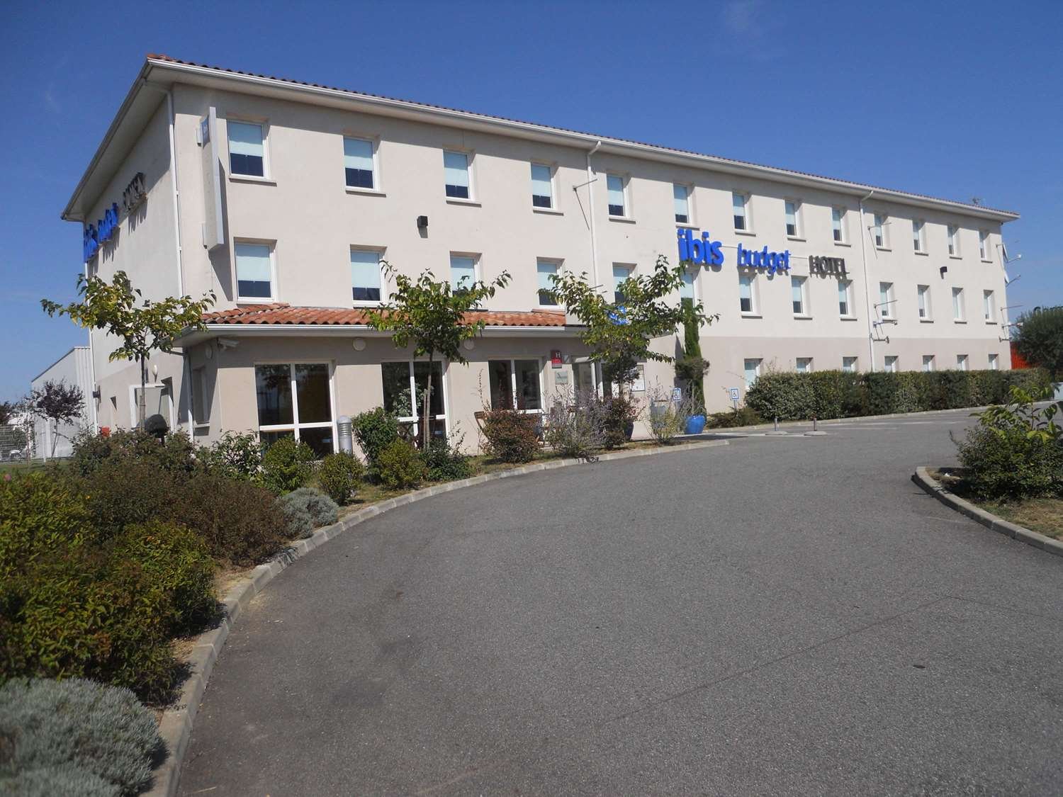 Ibis Budget Saint Gaudens-官方