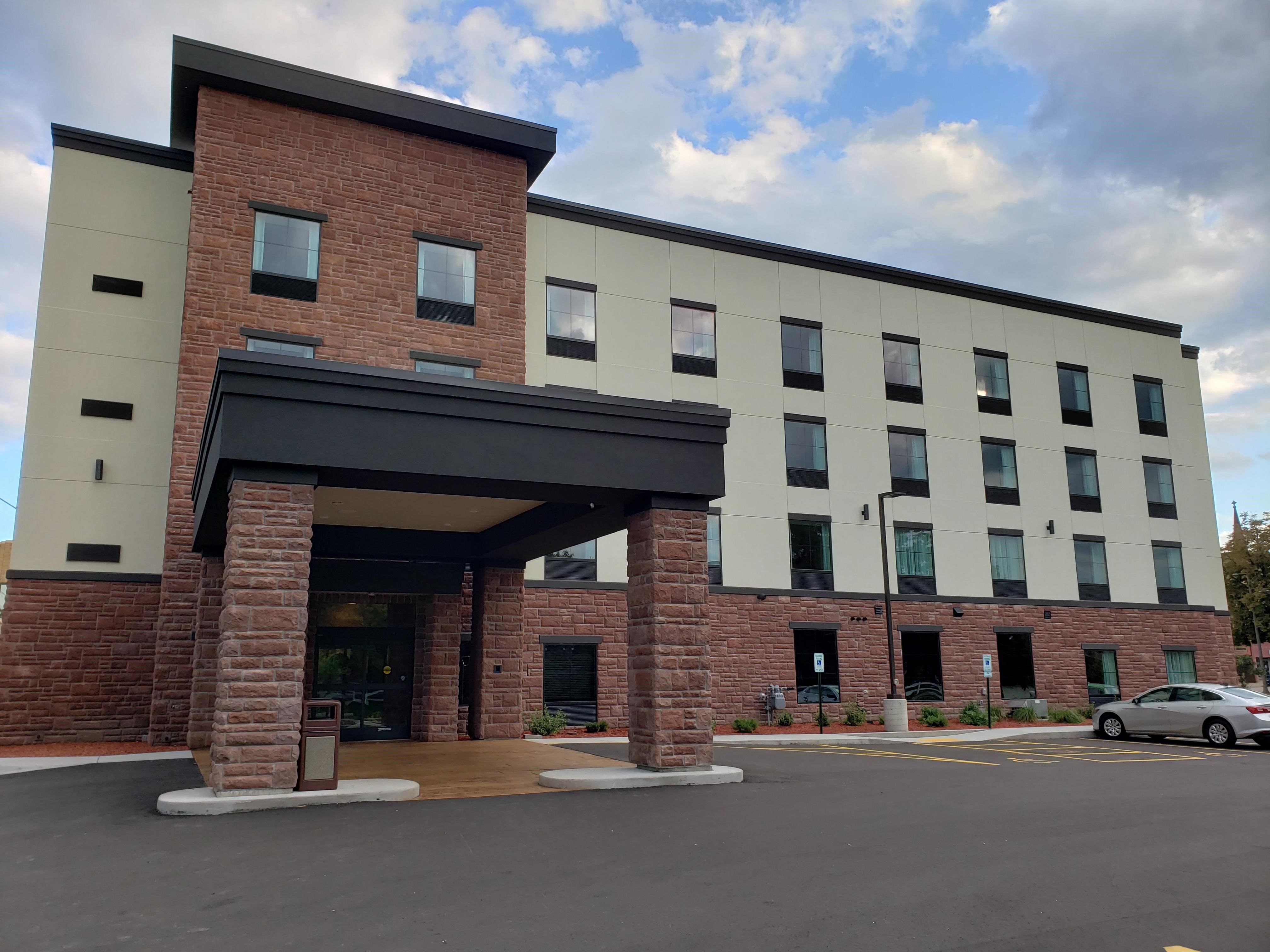 Cobblestone Hotel & Suites - Janesville-官方