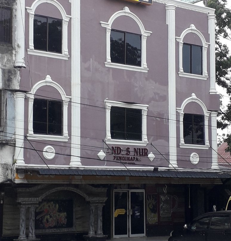 SPOT ON 2305 Andys Nur Penginapan