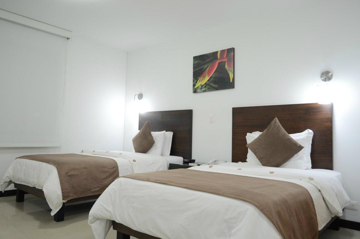 Hotel Pinares Plaza-官方