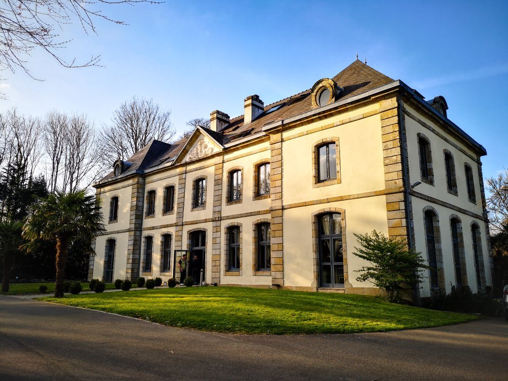 Le Manoir Hotel des Indes-官方