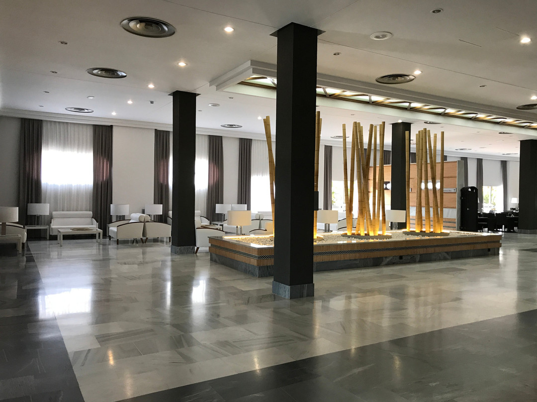 TRH莫提亚酒店主图