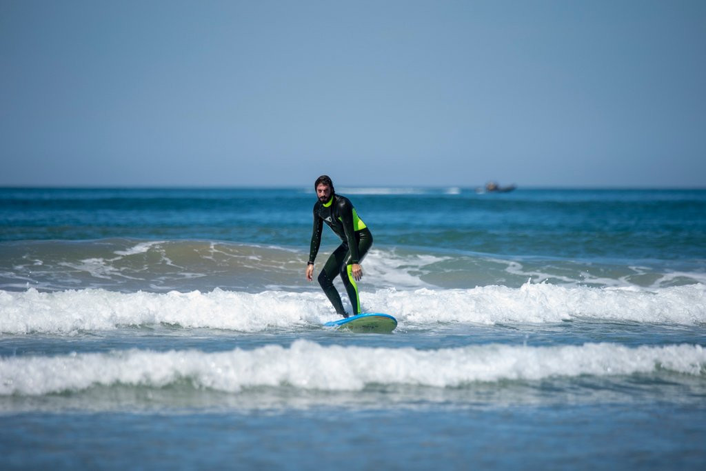 Island surf school景点图片