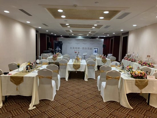 北约客维景国际大酒店主图