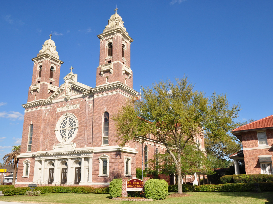 St. Joseph Co-Cathedral景点图片