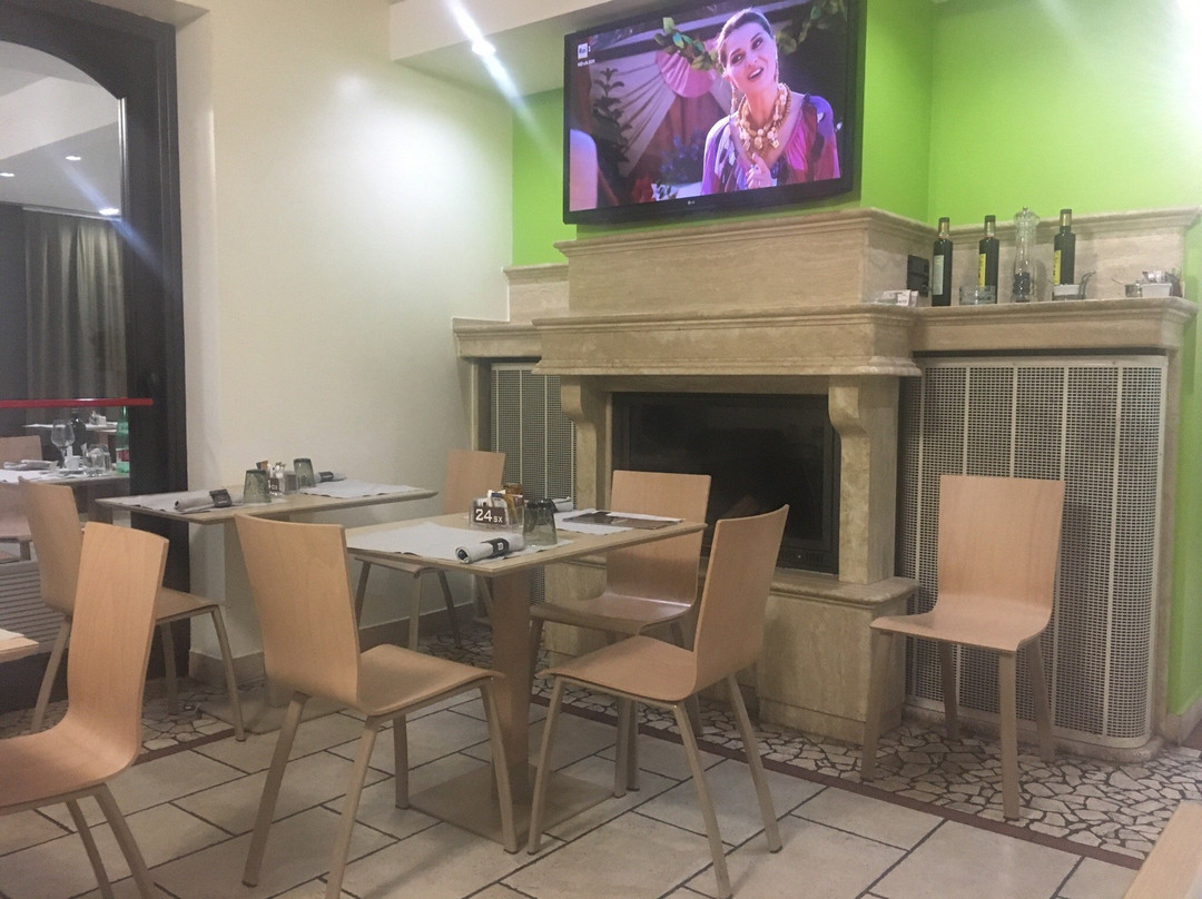 費辛隆尼特斯塔尼酒店