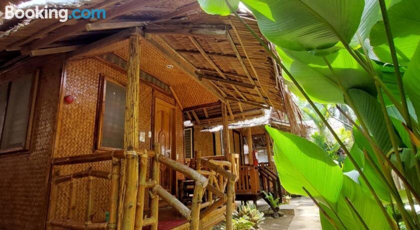 Jake&Zyra Place主图