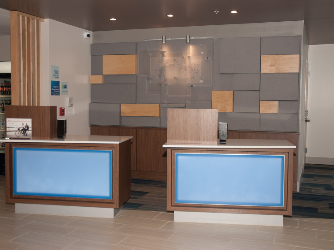 Holiday Inn Express & Suites Decatur By IHG主图