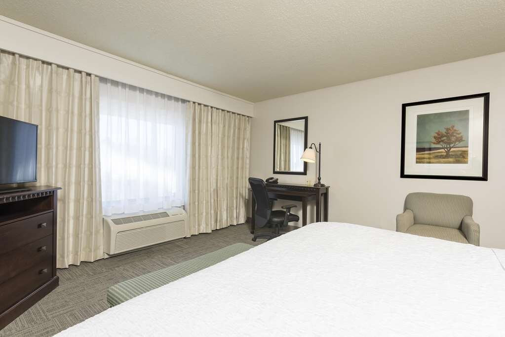 Hampton Inn & Suites Hartford-Manchester主图