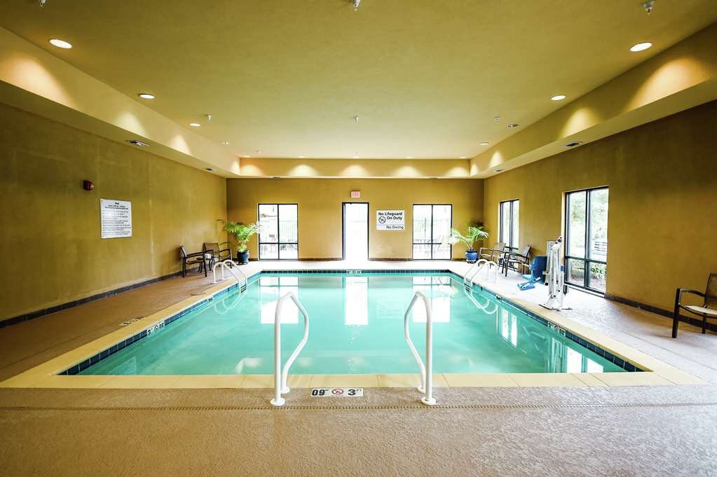 Hampton Inn & Suites Pine Bluff主图