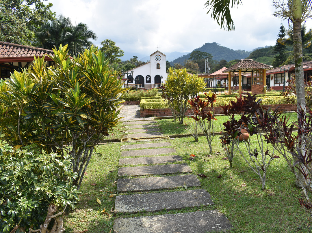 Amigos Del Campo主图