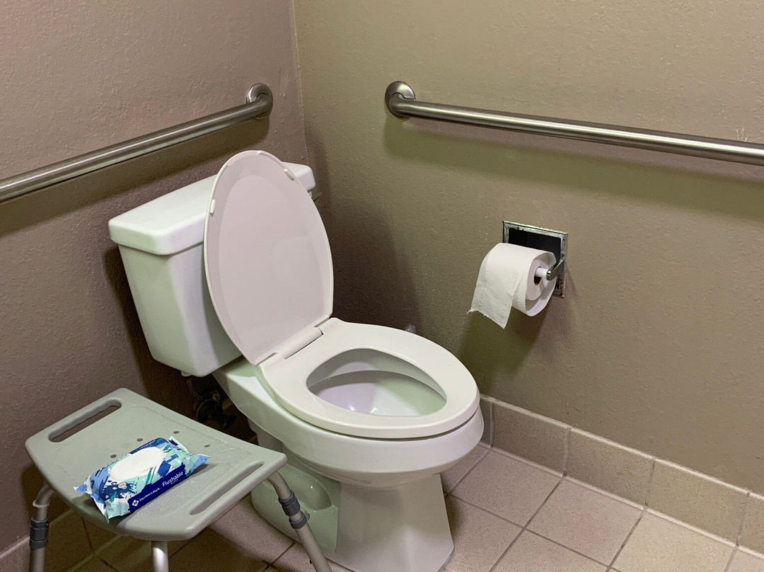 La Quinta Inn & Suites by Wyndham Beaumont West主图