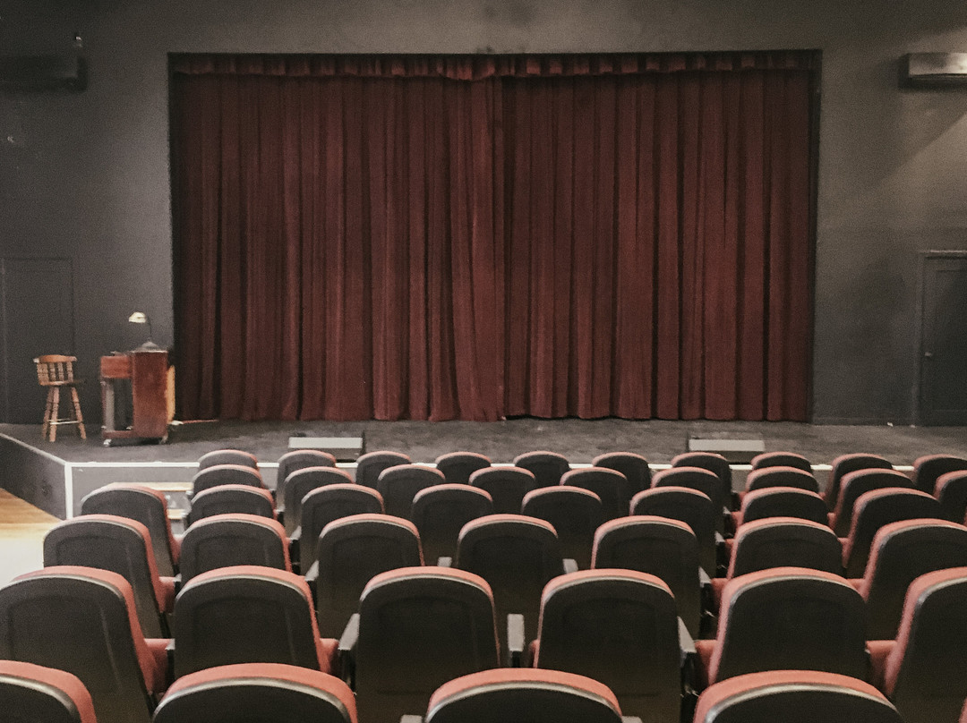 Ozark Actors Theatre-罗拉必去景点