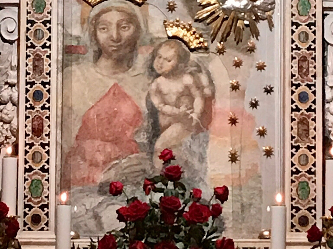 Santuario Madonna dell'Arco景点图片