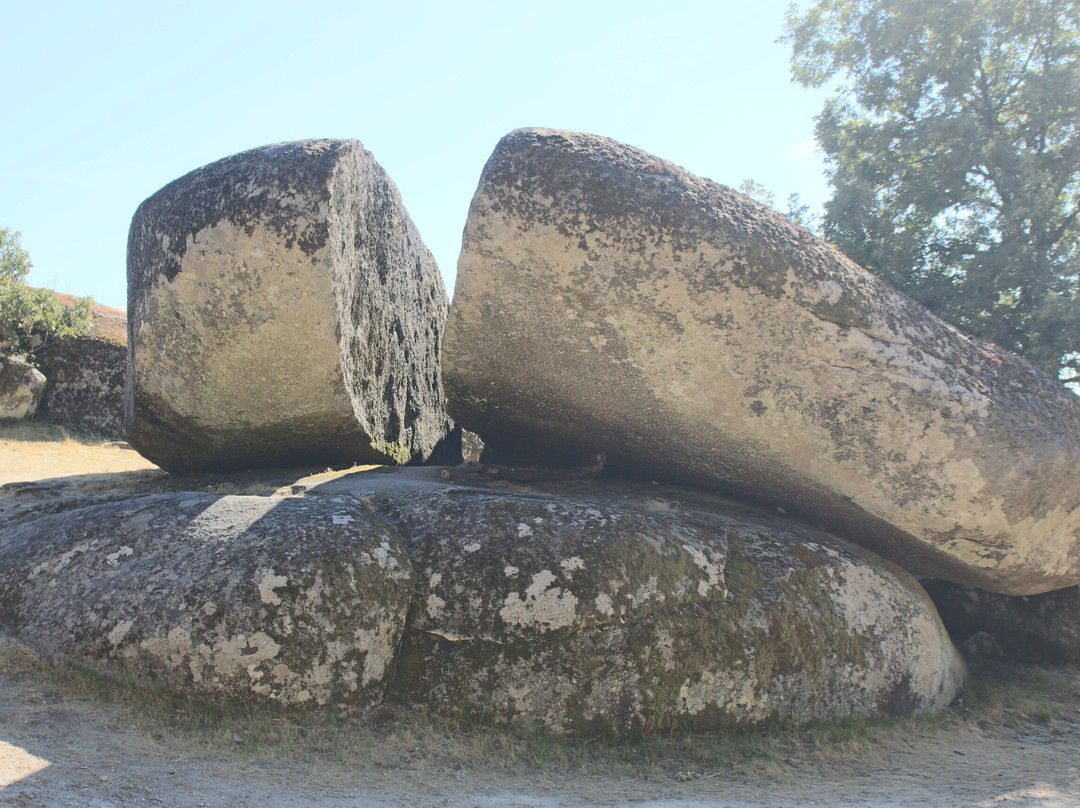 Pedra Bolideira景点图片