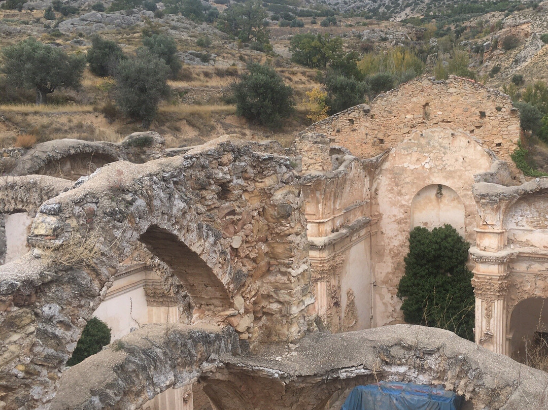 Convento De Los Monjes Servitas-Cuevas de Canart必去景点