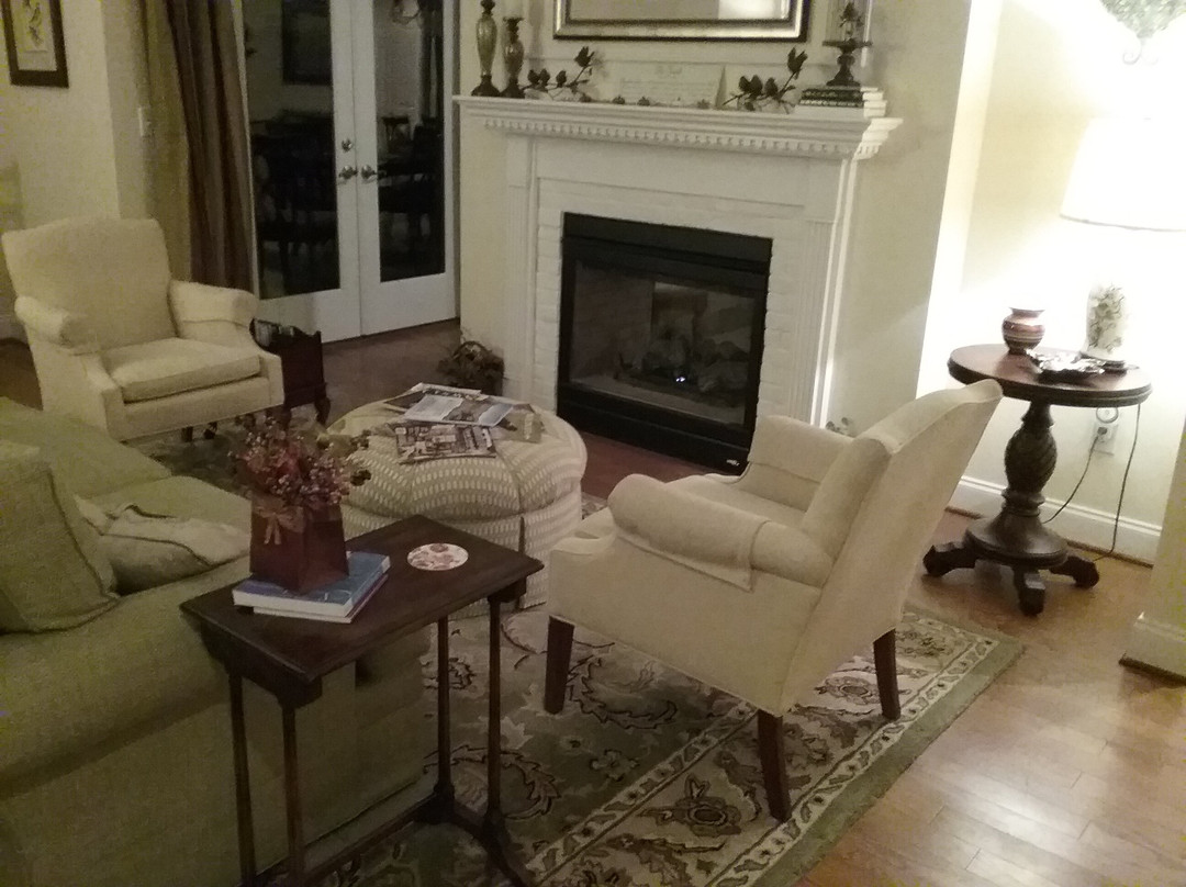 Bed and Breakfast on Tiffany Hill主图