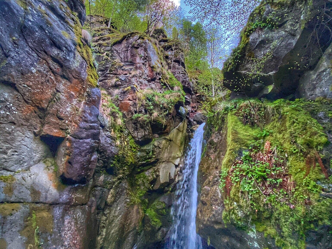 Kostenets Waterfall景点图片