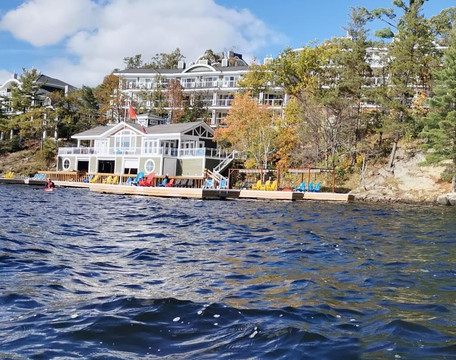 试金石度假村主图