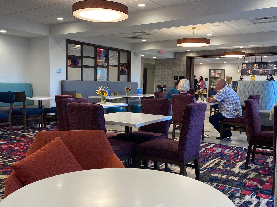 Hampton Inn Pleasant View主图