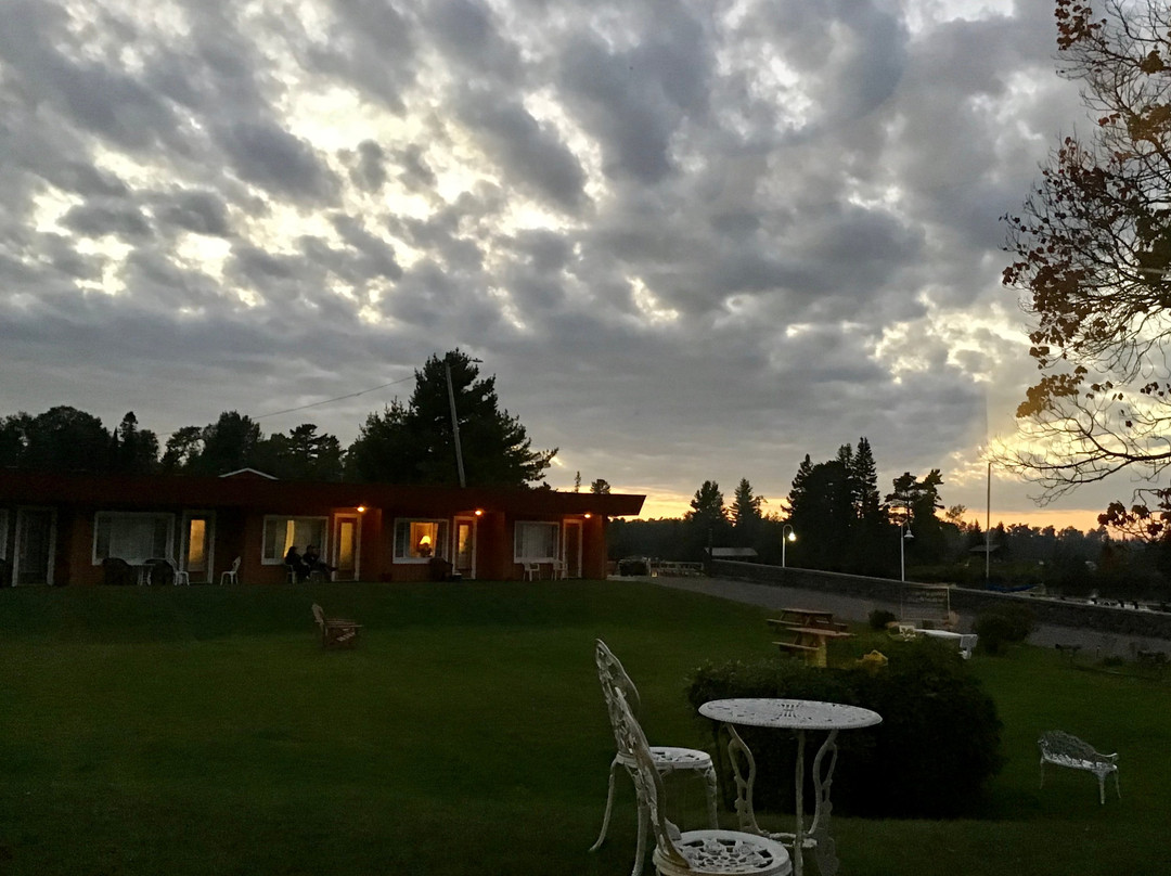 King Copper Waterfront Motel主图