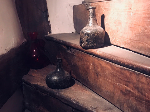 The Poppy House主图