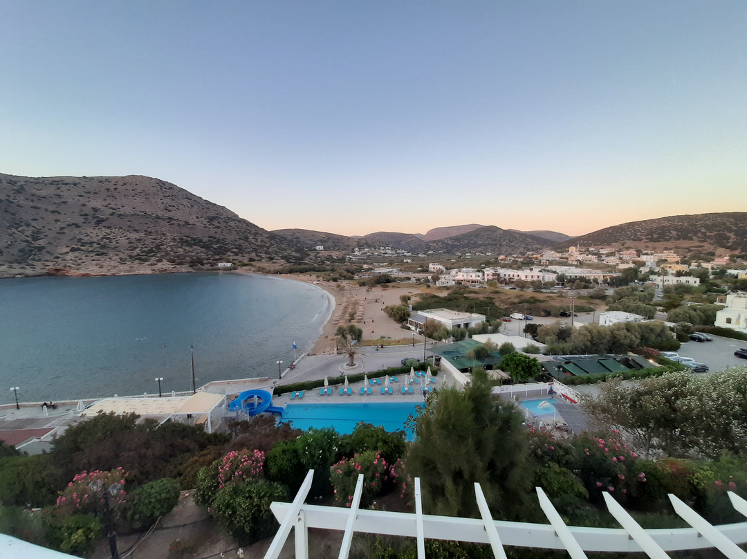 Dolphin Bay Seaside Resort & Suites主图