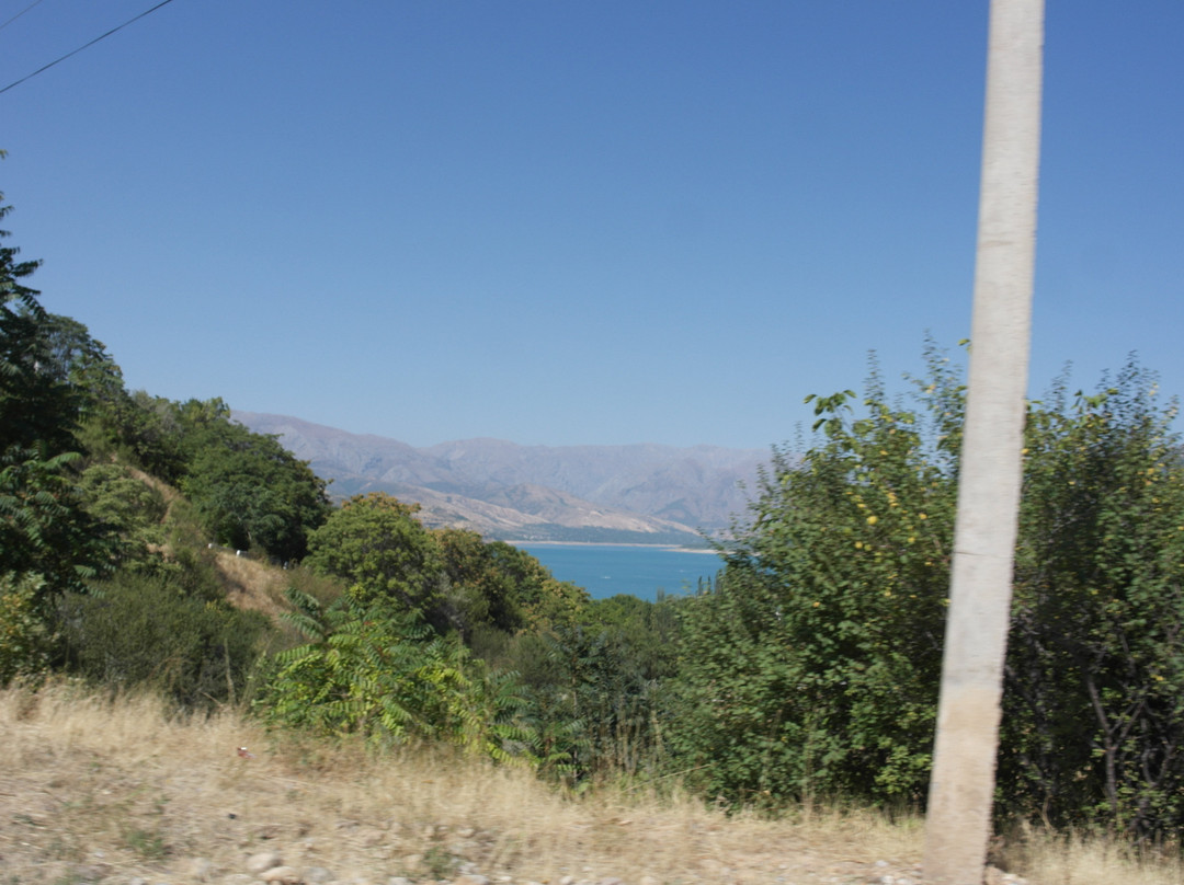 Charvak Reservoir-Yusufhona必去景点