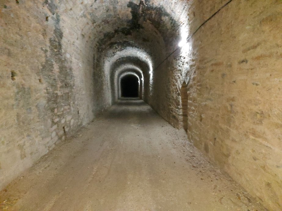Ruta Del Ferrocarril-San Tirso de Abres必去景点