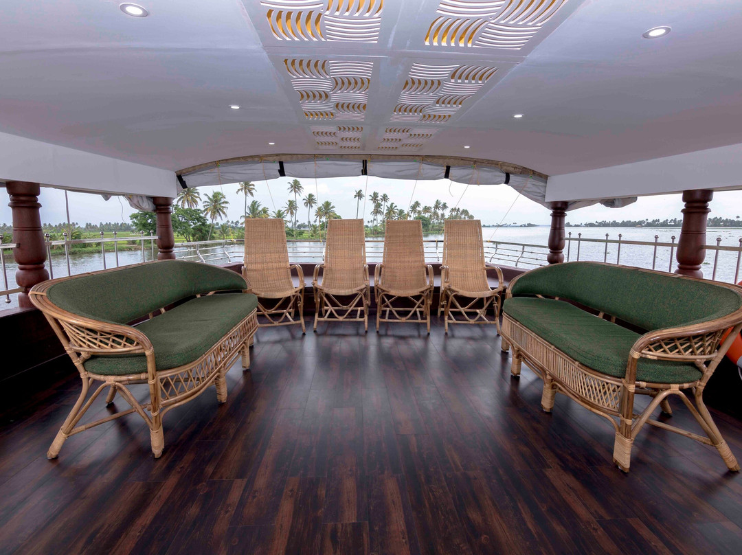 PALAZHI Luxury Houseboat-Kainakary必去景点