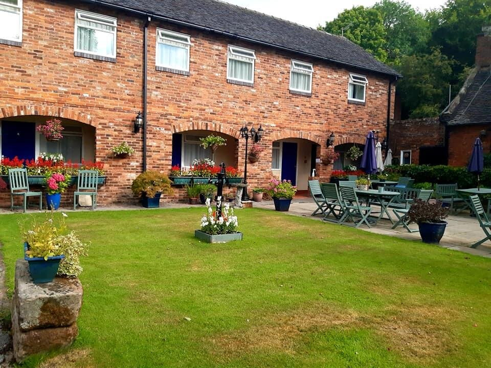 The Manor Cheadle主图