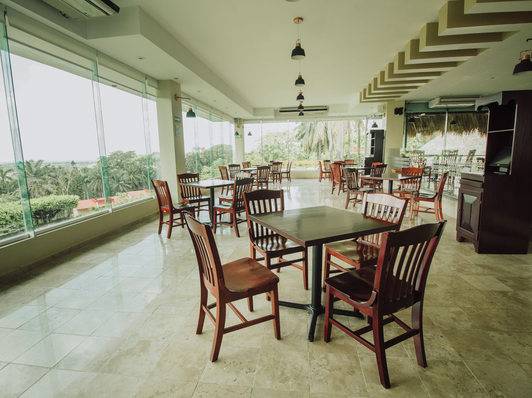 Hotel Loma Real主图