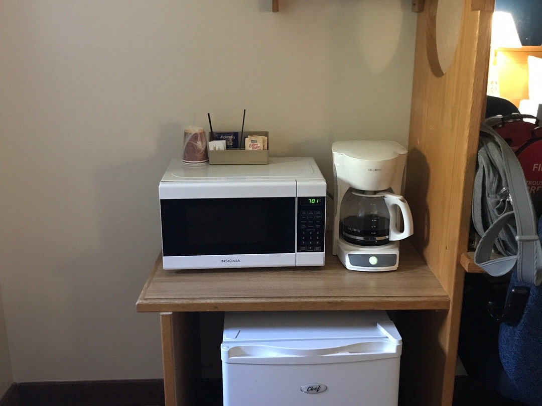 Trunk Road Motel主图