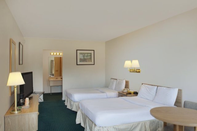 Leatherstocking Lodge主图