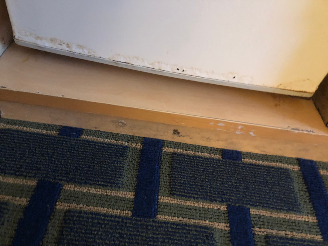 使馆旅馆&套房酒店主图