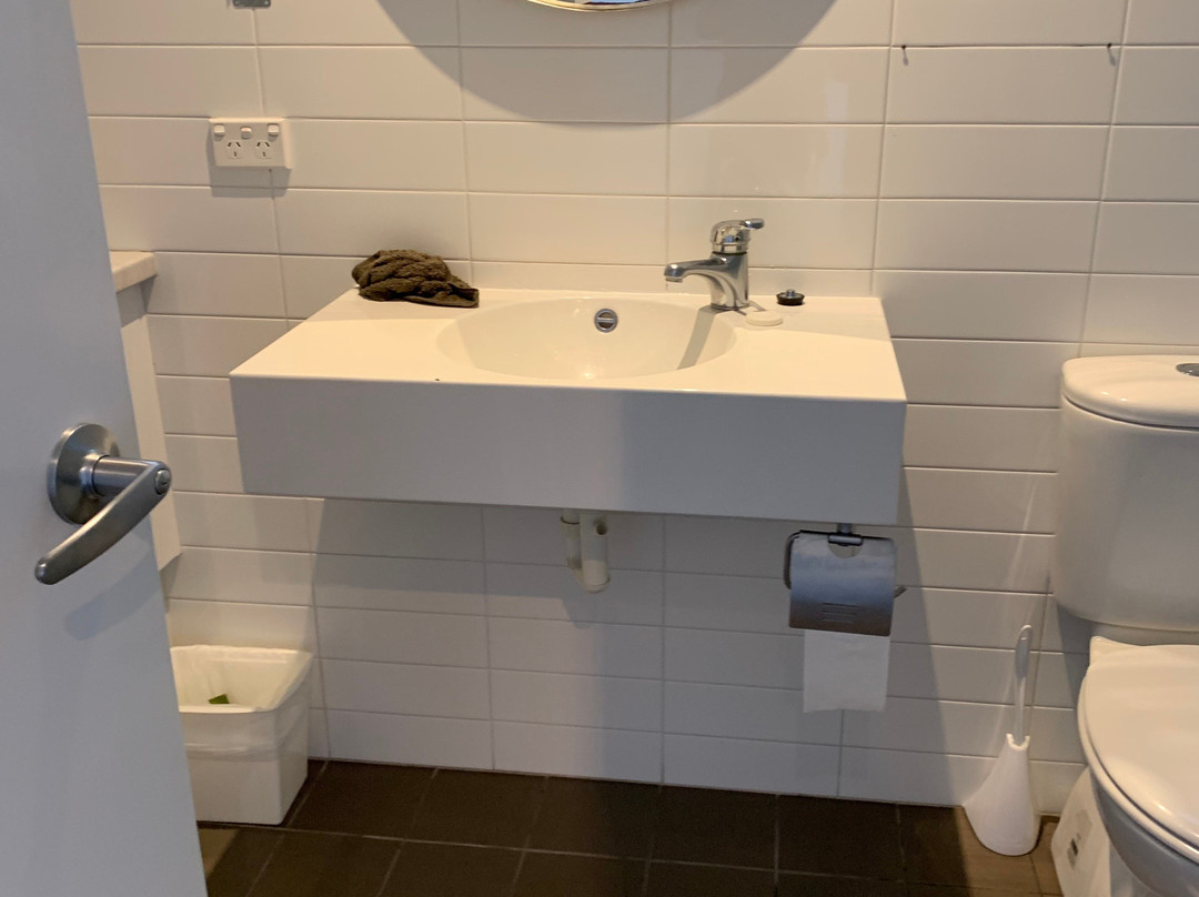 阿什莫特汽车旅馆主图