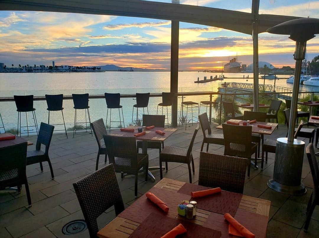 Fuego Restaurant & Bar