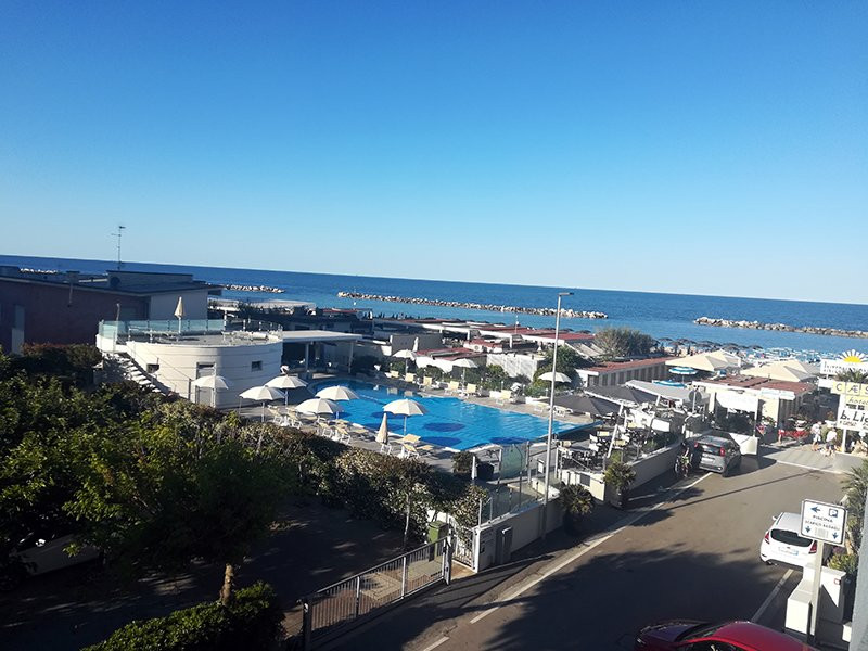 Hotel Saint Tropez SPA & Restaurant主图