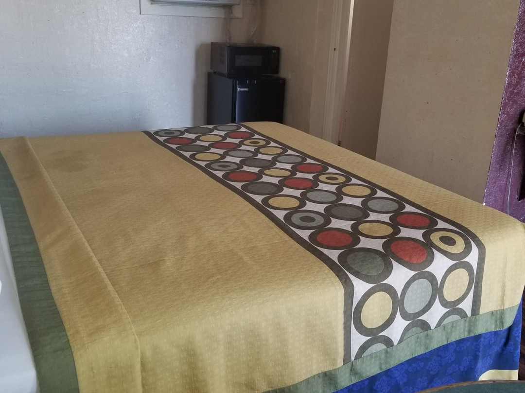 Colonial Motel主图