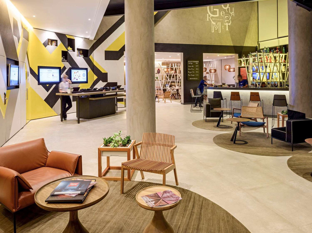 索罗卡巴诺富特酒店主图