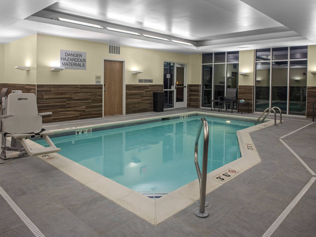 Fairfield Inn & Suites Indianapolis Greenfield主图