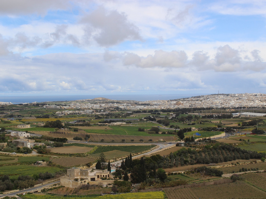 Bastion Square-姆迪纳必去景点