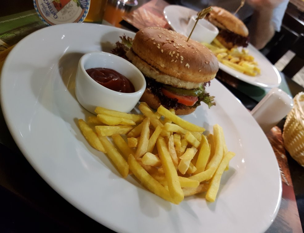 Beer And Meet Restopub