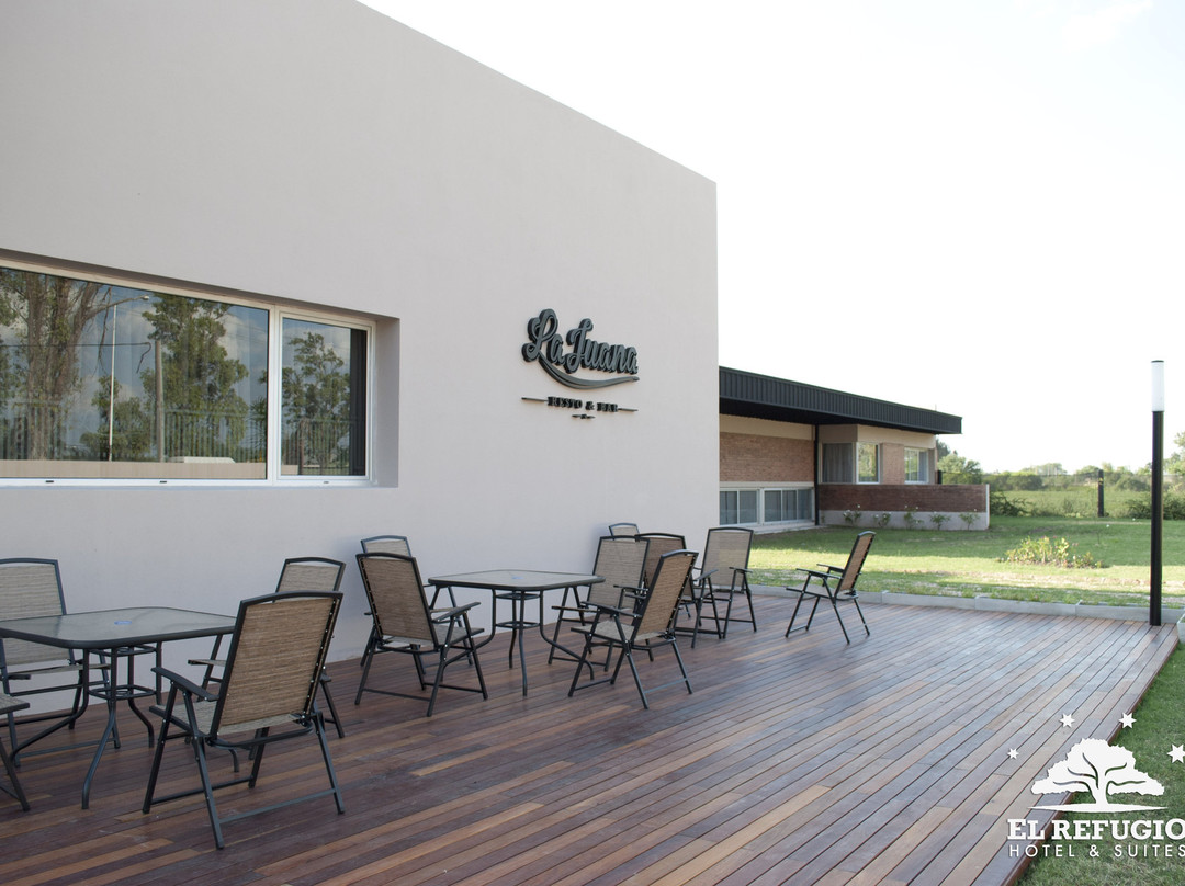 El Refugio Hotel & Suites主图