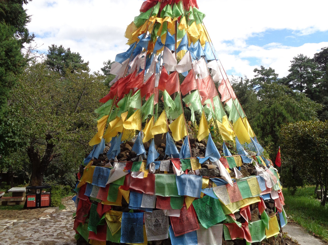 玉峰寺-丽江市必去景点