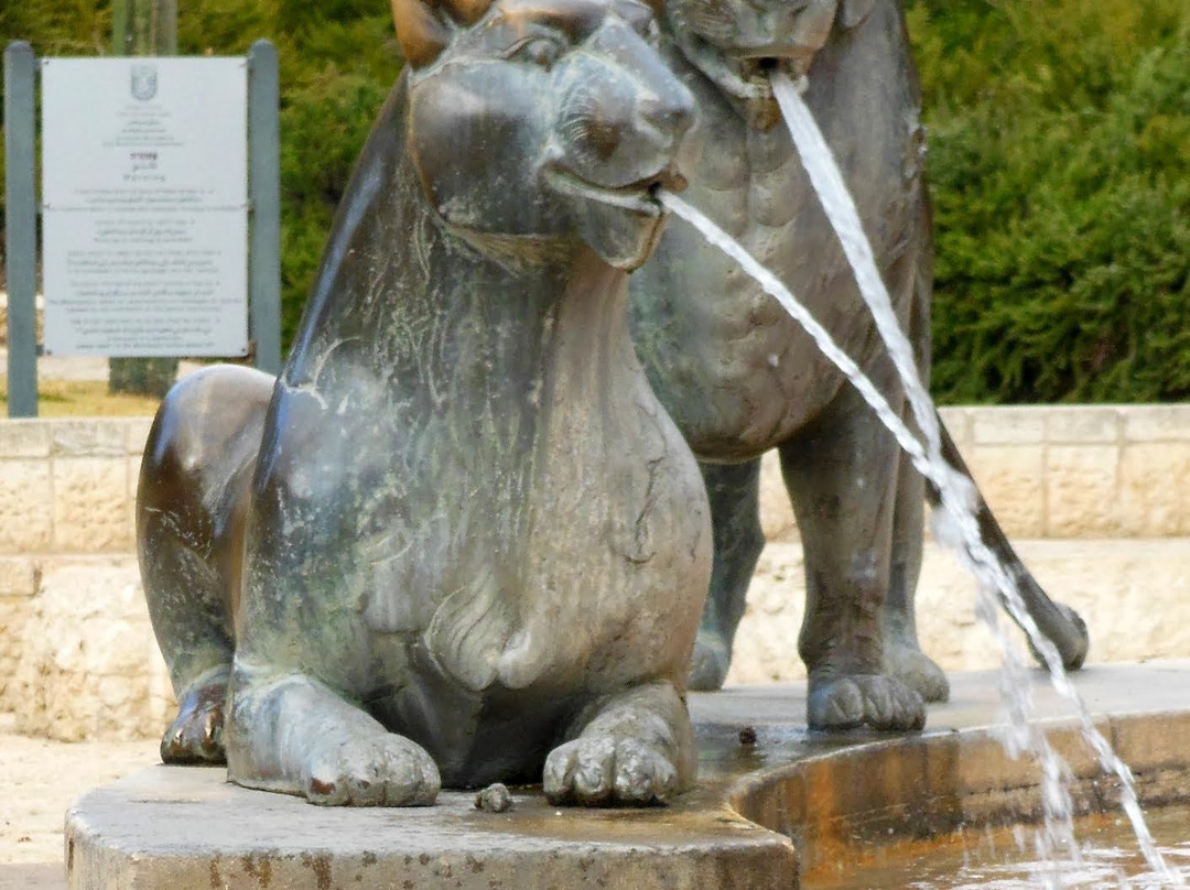 Lions Fountain景点图片