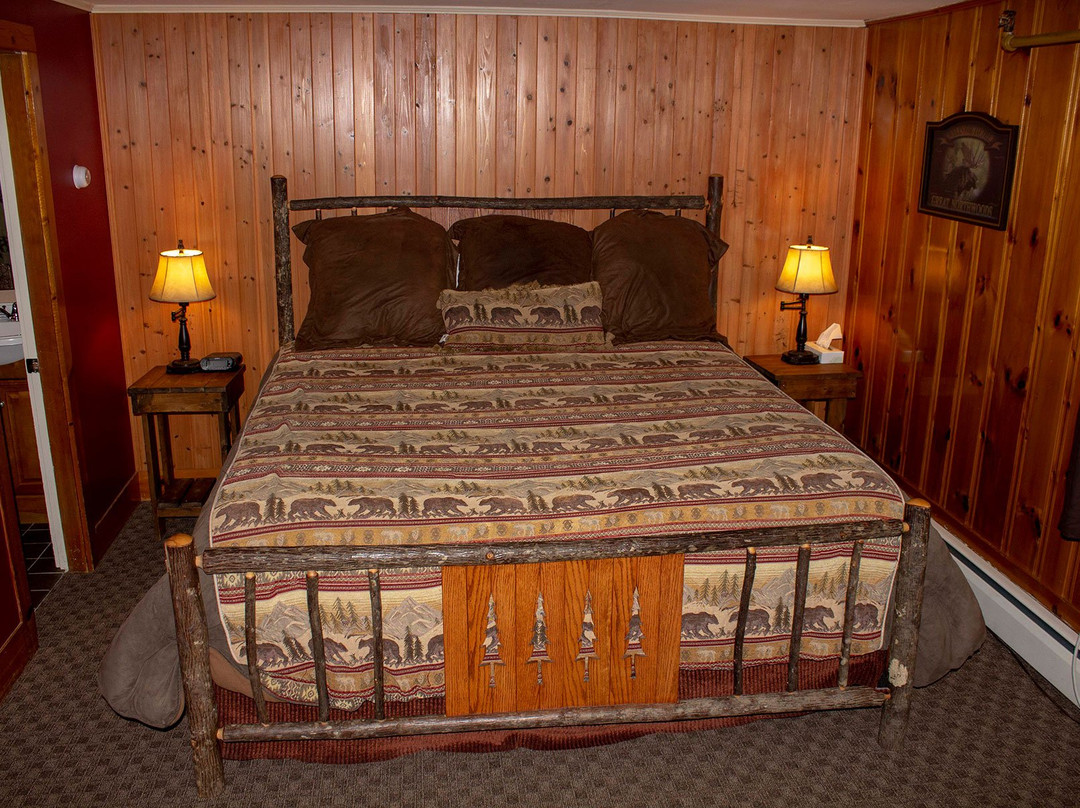 Whitneys Inn at Black Mountain主图